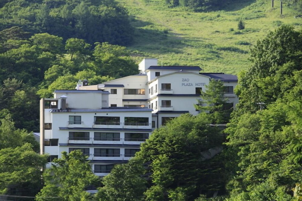 Zao Plaza Hotel 4/25