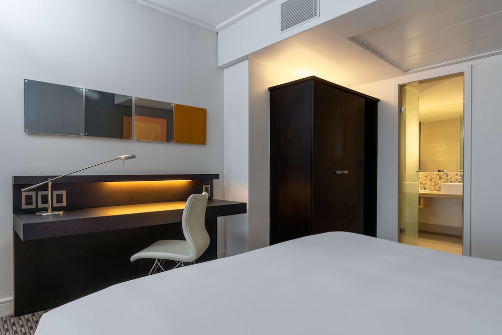 Radisson Blu Gautrain 10/79
