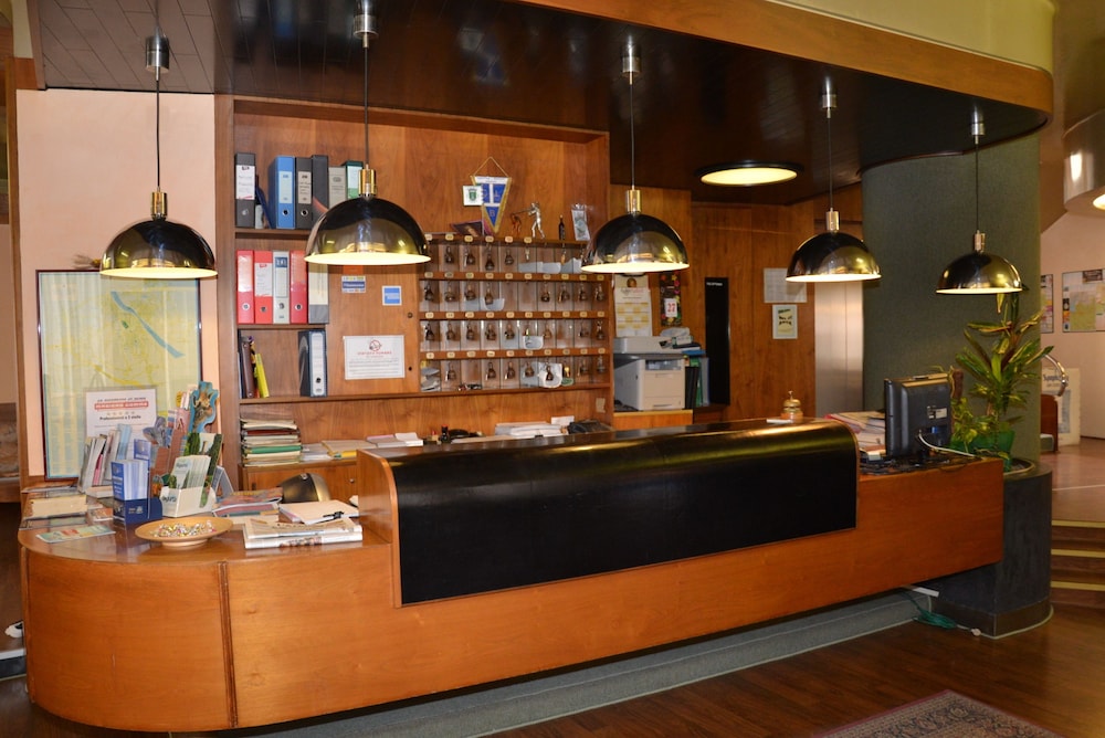 HOTEL SALIERI 15/70