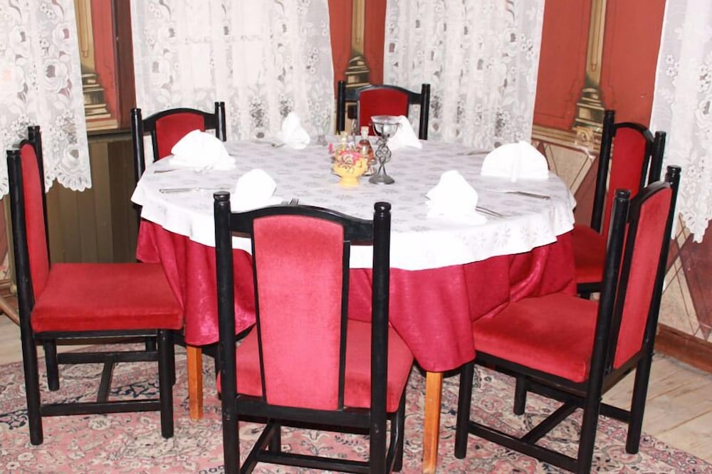 Alafrangite Hotel 26/33