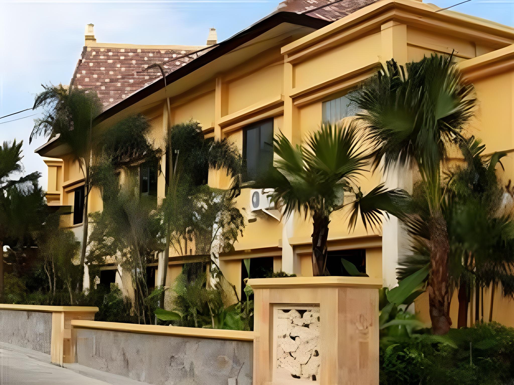 The Star Hill Hotel 5/28