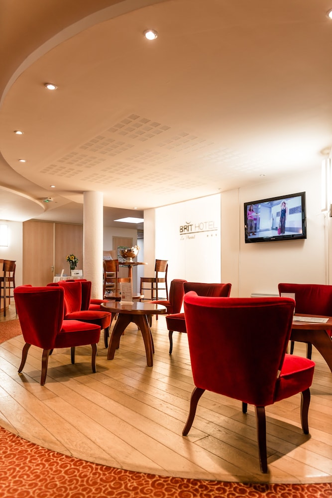 Brit Hotel Rennes Cesson - Le Floreal 37/66