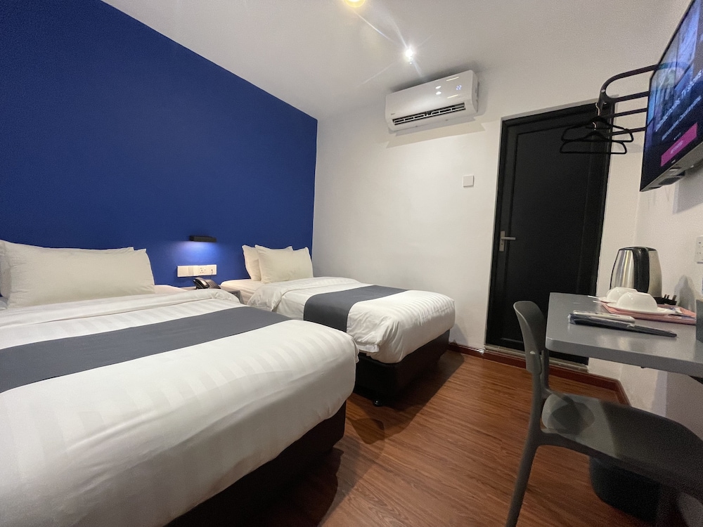 Asia Premium Hotel 18/50