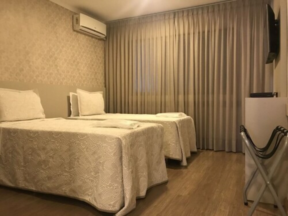 Realce Hotel 16/71