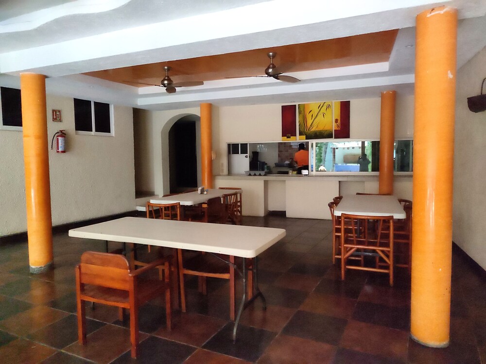 Hotel Ashly 43/57