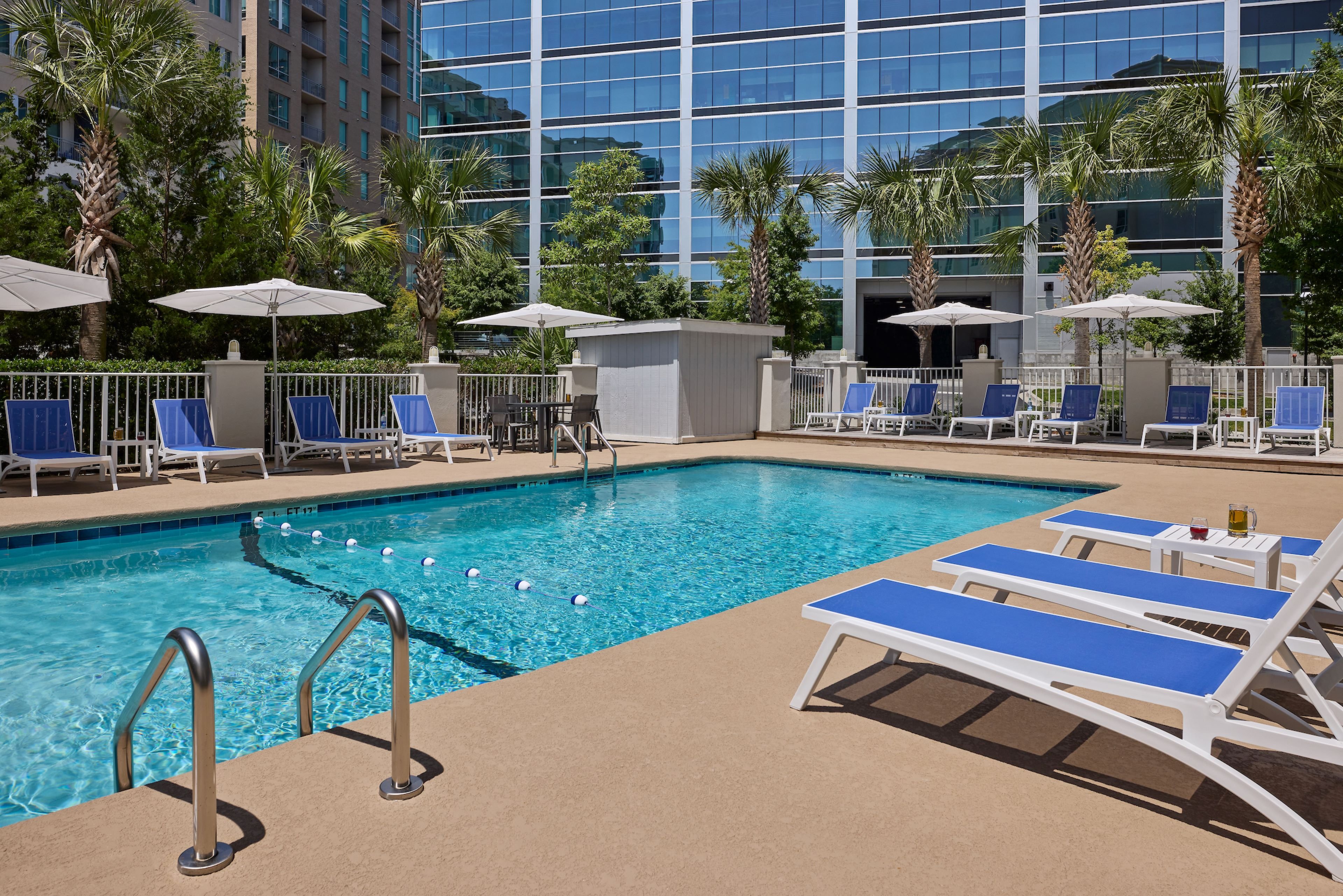 Holiday Inn Express & Suites Charleston Dwtn - Westedge, an IHG Hotel 34/34