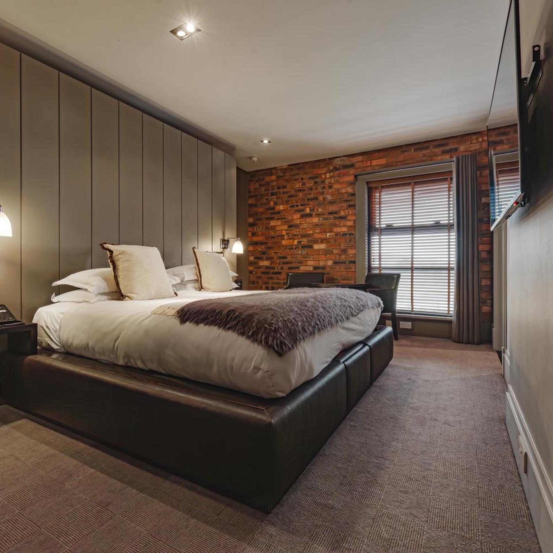 Signature, Suite