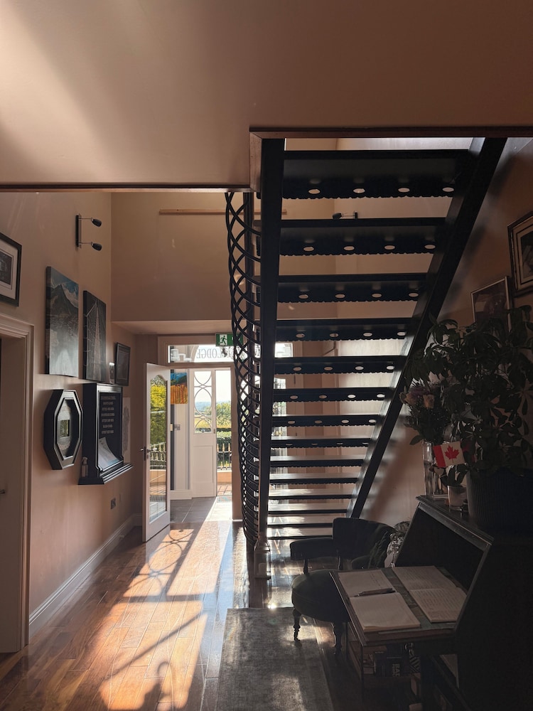 Causeway Lodge 3/50