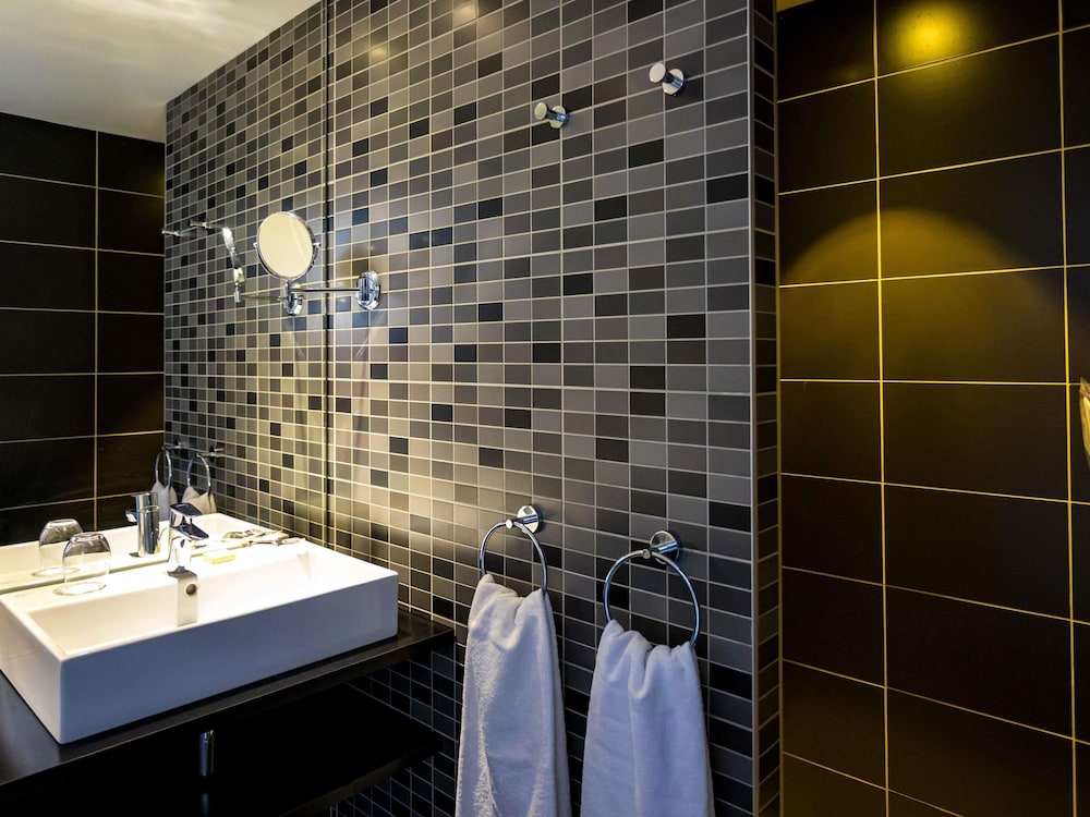 Hotel Mercure Villefranche sur Saone 69/70