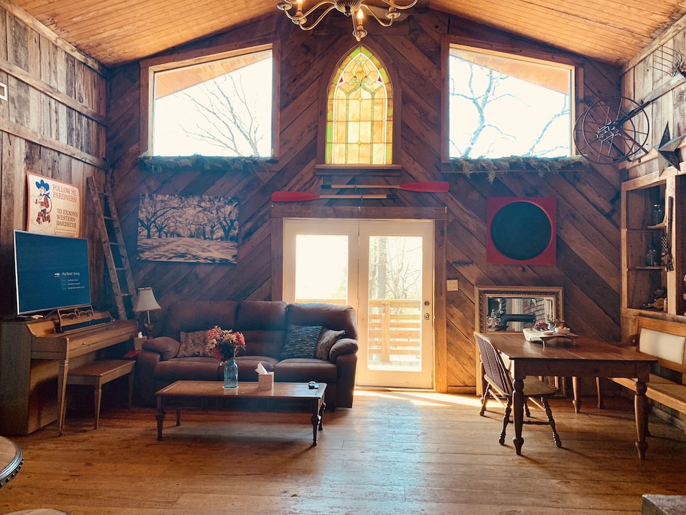 Good Place Farms Bed and Breakfast 52/71