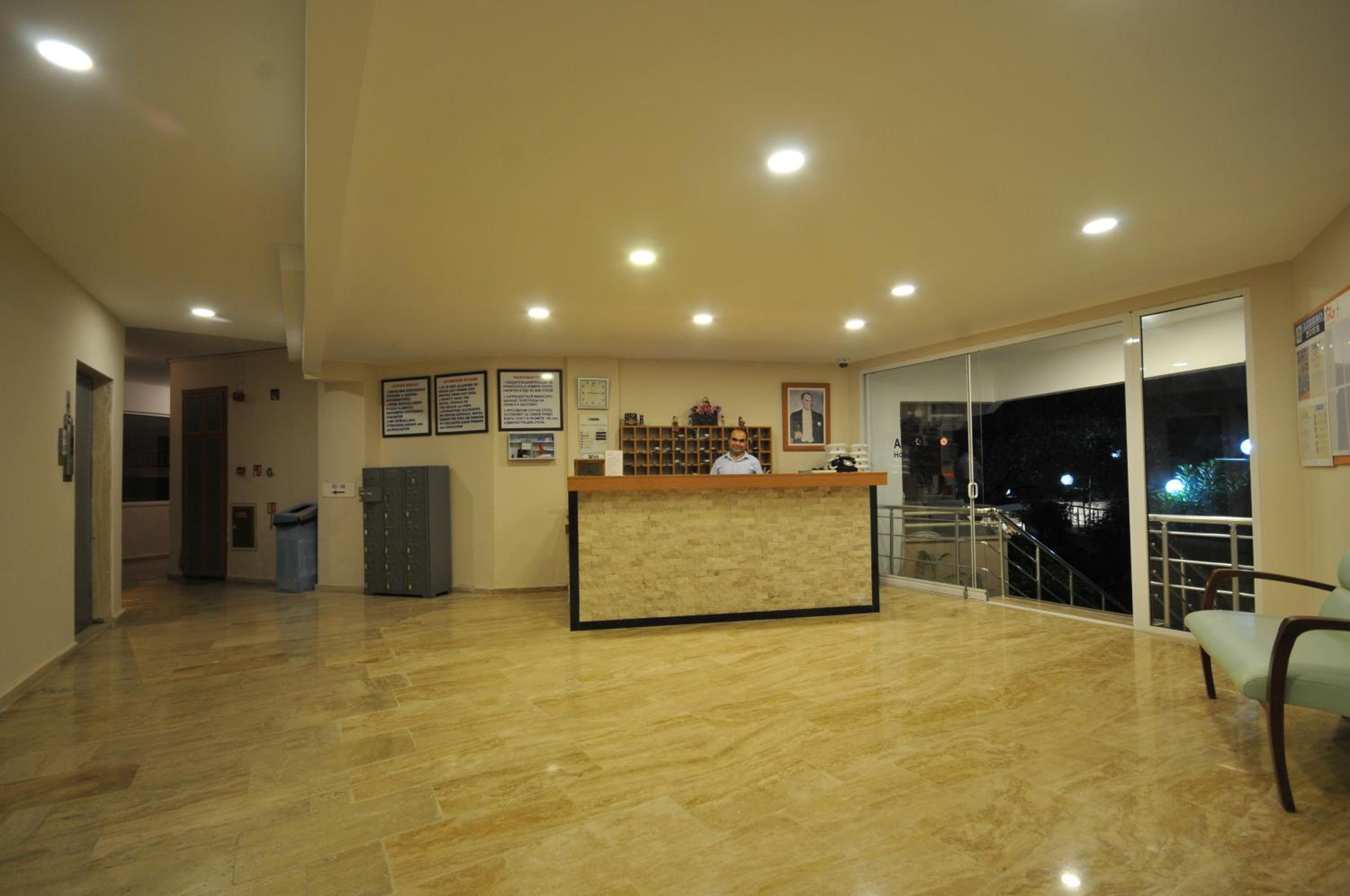 Amos Hotel 7/54