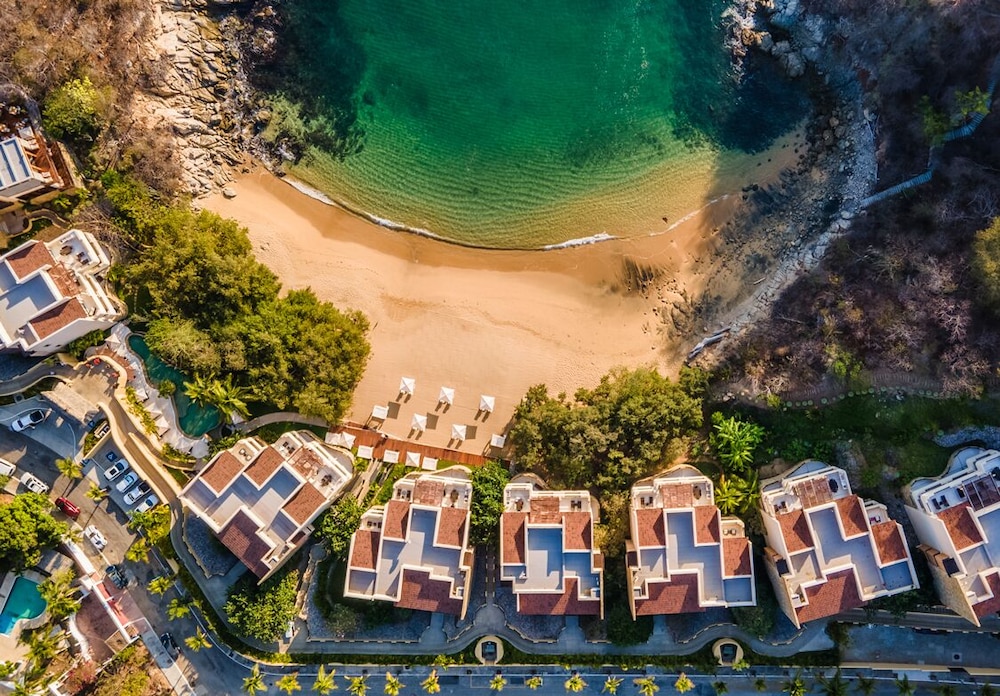 Celeste Beach Residences Huatulco Curamoria Collection 46/50