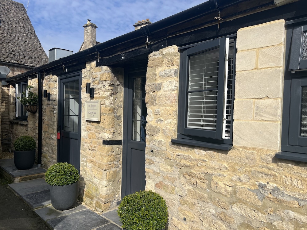 The Priory Burford Bed And Breakfast 54/59
