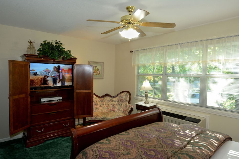 Bradford House Bed & Breakfast 41/54