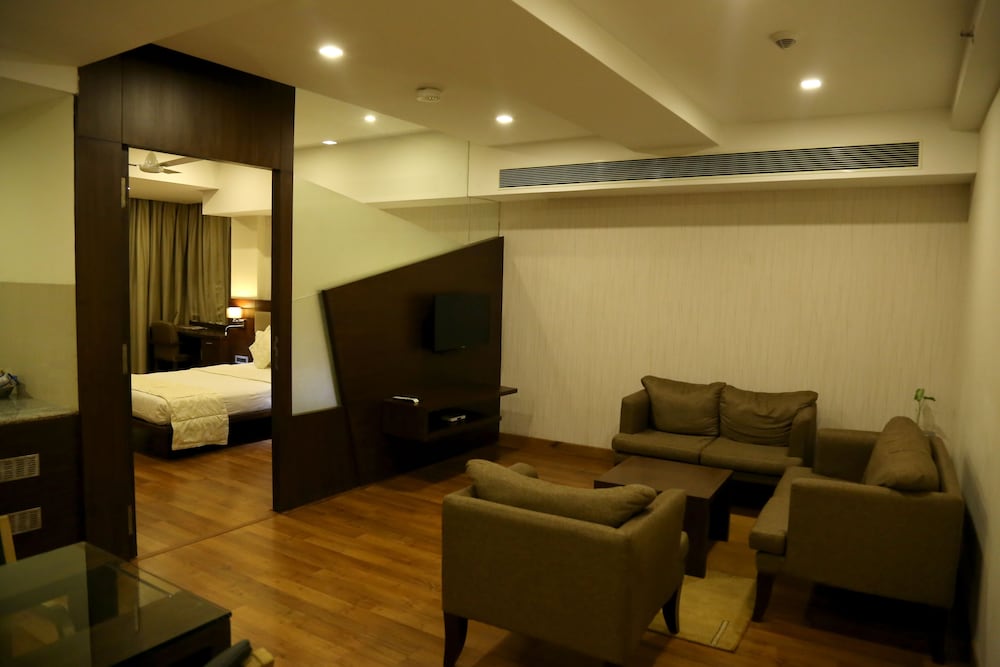 HOTEL EEFA 17/28