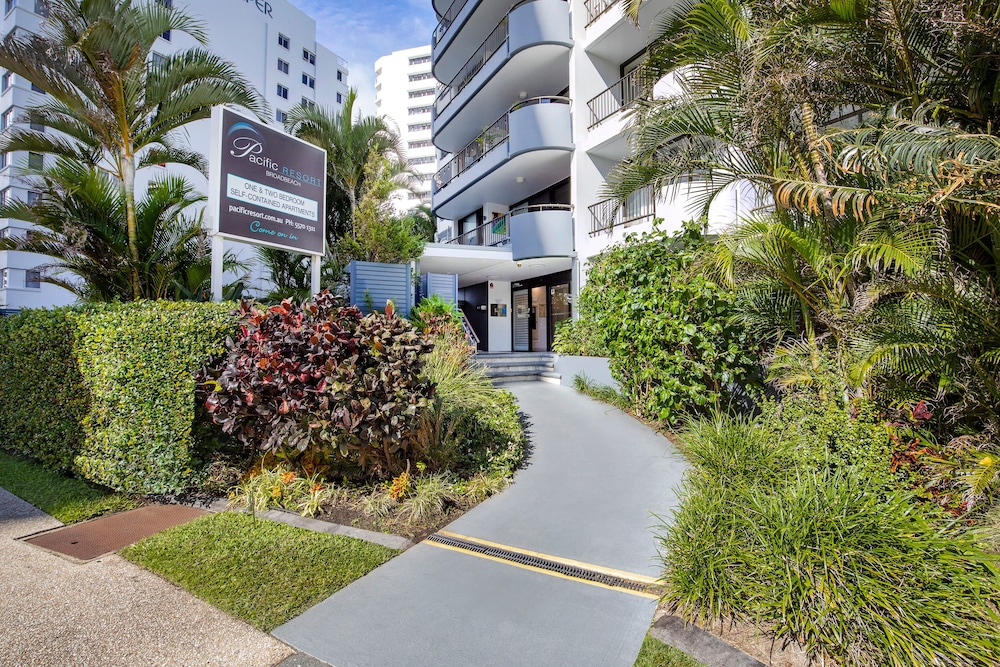 Pacific Resort Broadbeach 75/77