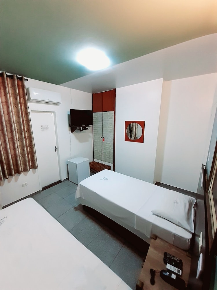 Aton Plaza Hotel 22/58