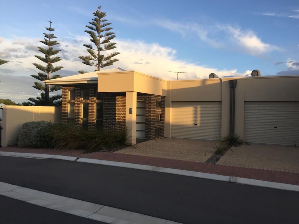 Villas on the Bay Kingscote 5/44