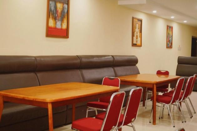 SULTHAN HOTEL INTERNATIONAL 40/54