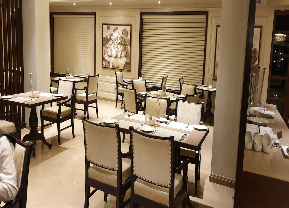 Sarovar Portico Dehradun 27/40