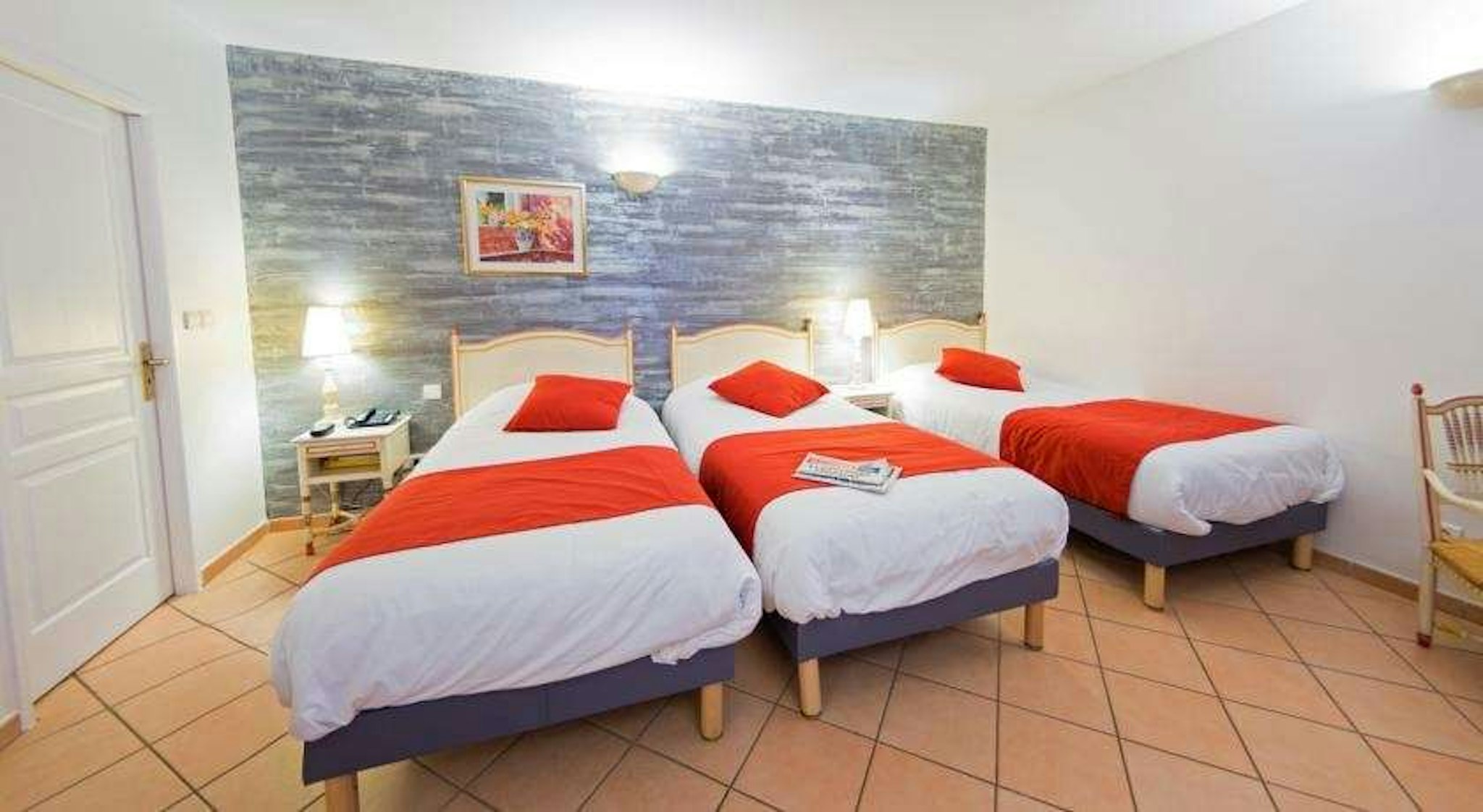 Ariane Hotel 6/40