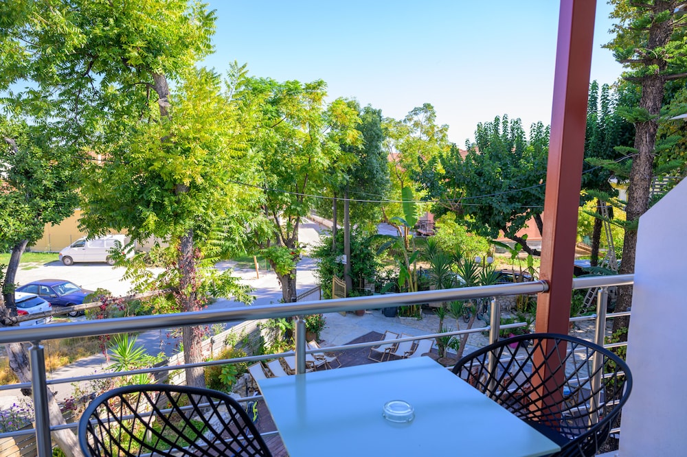 Ionian Paradise 28/50