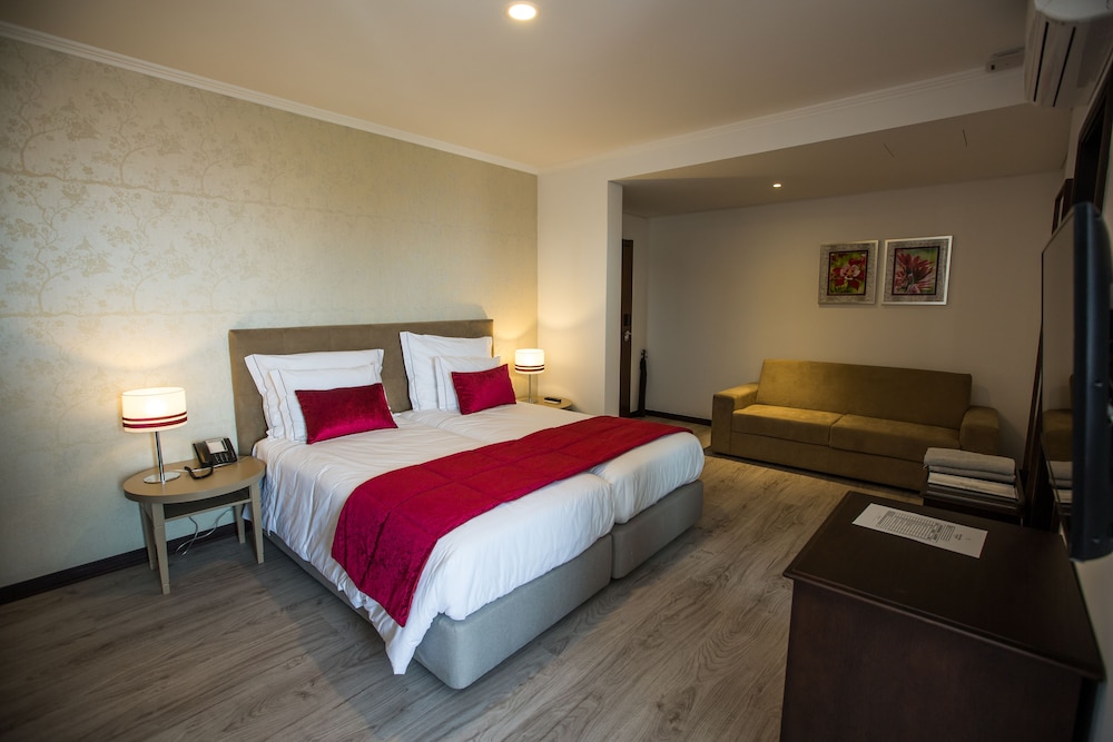 Santa Cruz Village Hotel 18/69