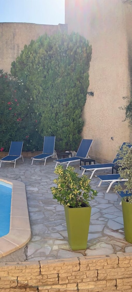 Hotel La Bastide D Entraigues Rest de L Autre Cote 38/70
