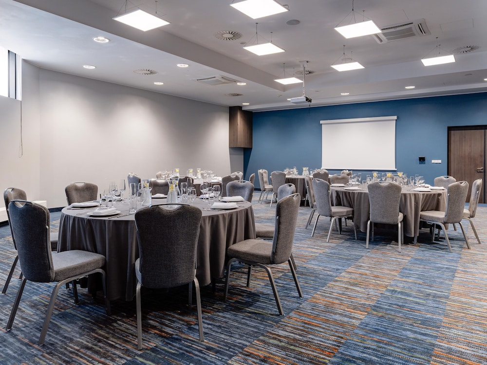 PARK INN BY RADISSON RIGA VALDEMARA 55/69
