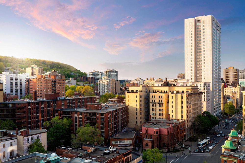 Sens Hotel 5/64