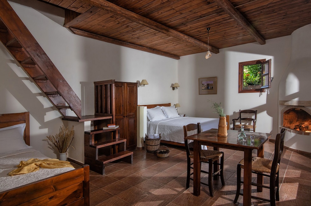 Enagron Ecotourism Village 15/58
