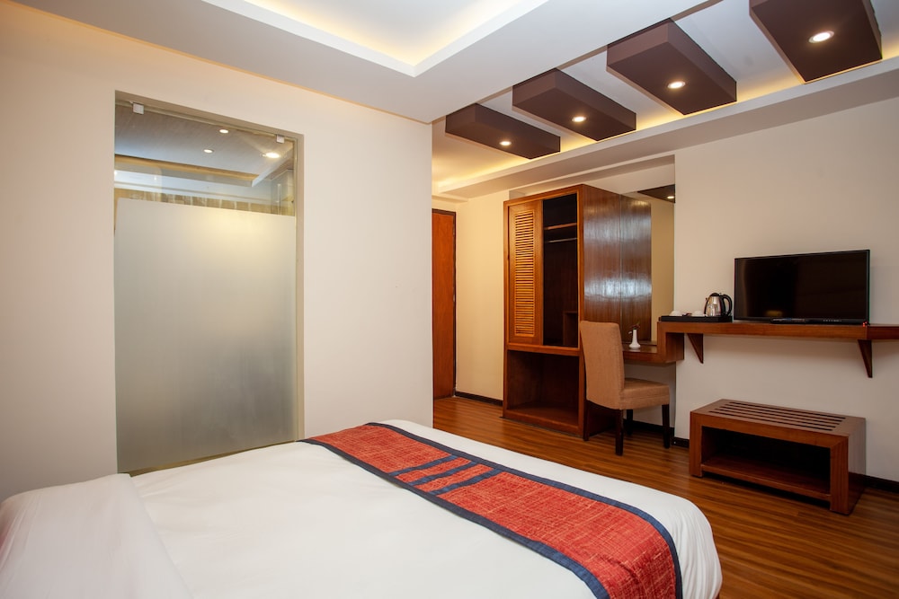 Hotel Jampa 11/50