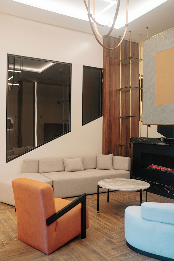 Empula Hotel & Residences 31/50