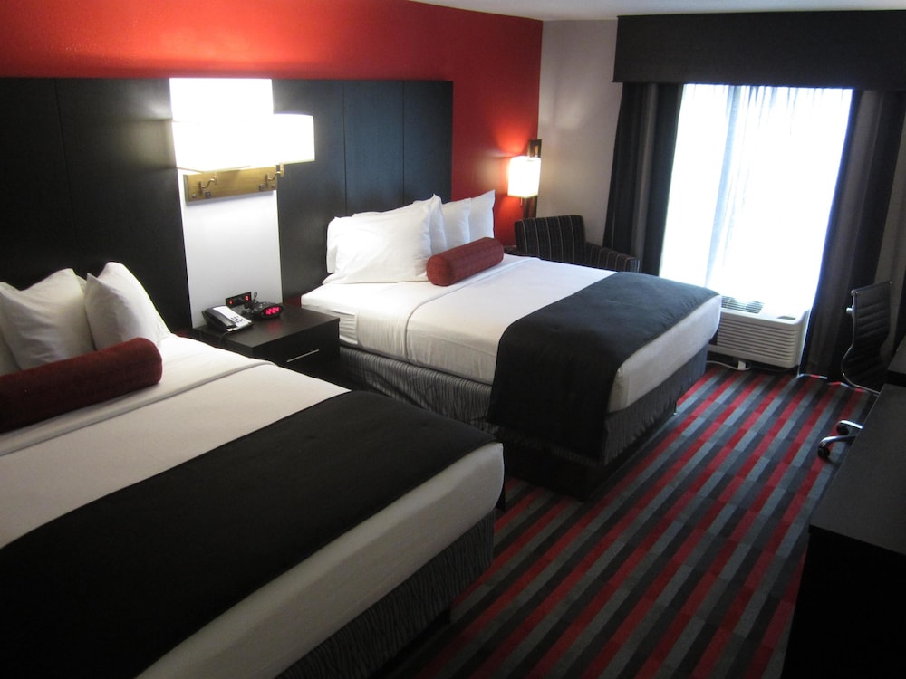 Comfort Inn & Suites Carrollton, GA 19/40