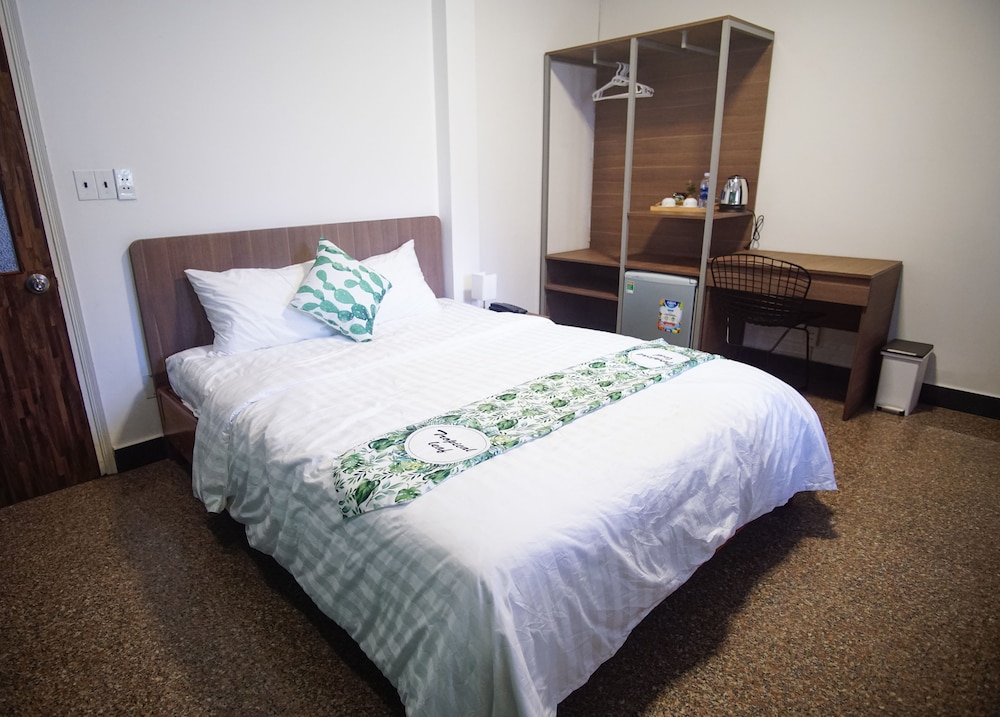 Cuu Kim Son Hotel 22/43