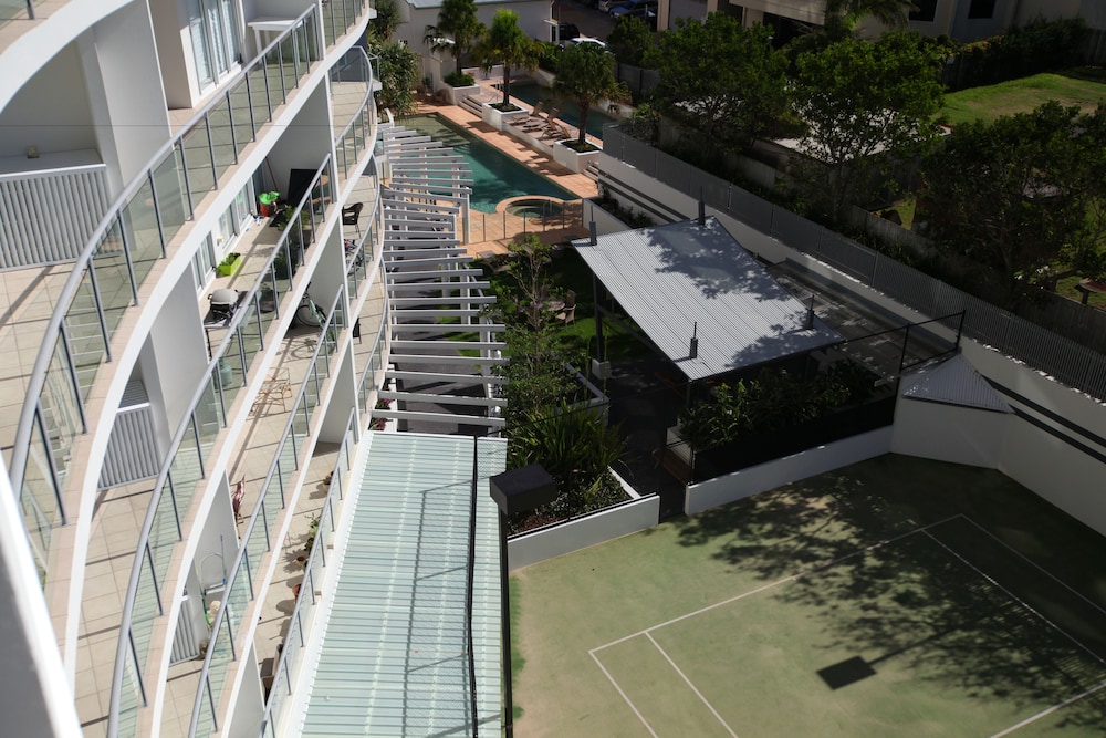 Aspect Caloundra 2/76