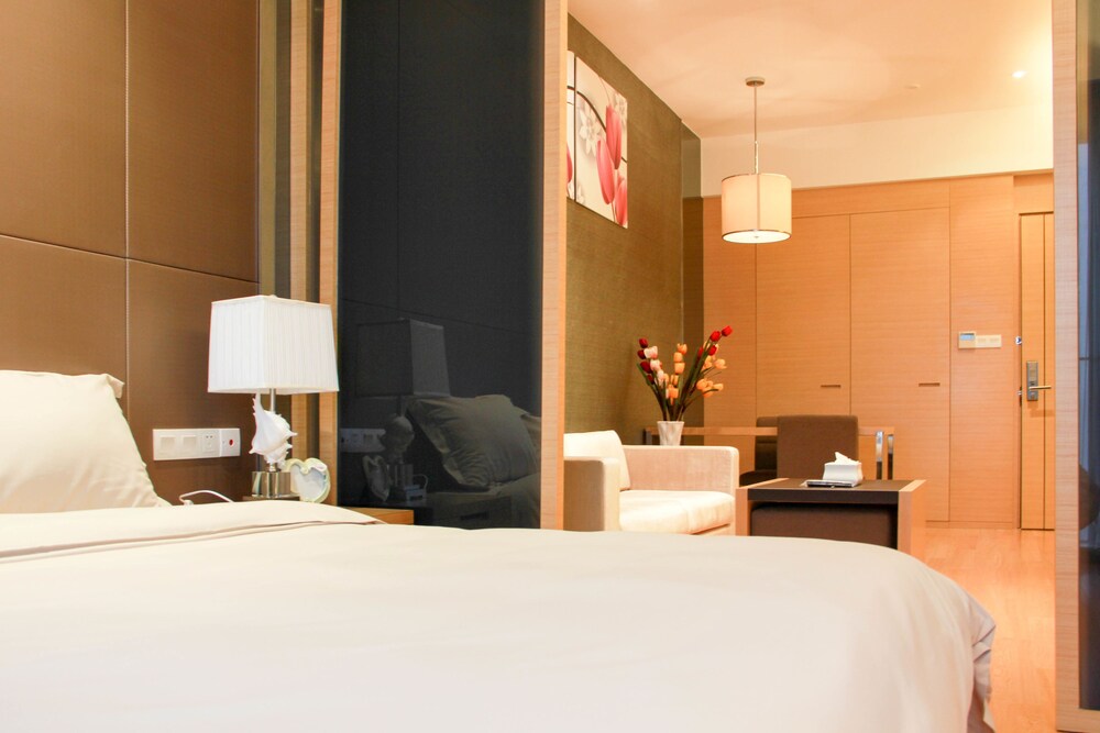 Xingyi International Hotel Poly Store 19/70