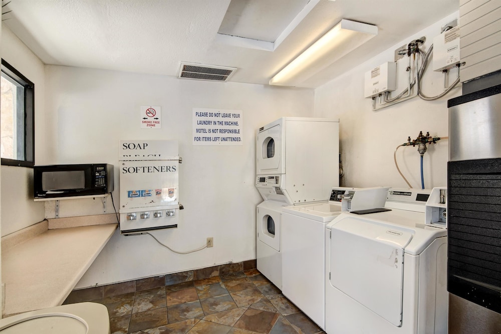 Motel6 Dallas, TX - Forest Lane 28/41