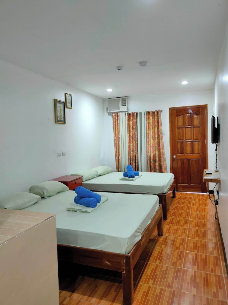 Hk Beach Resort 16/50