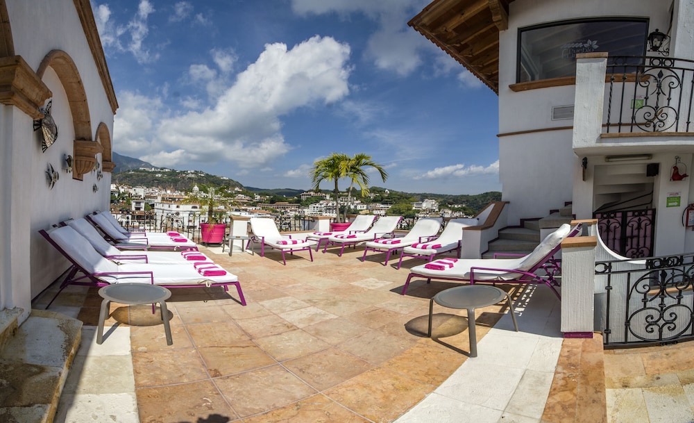 Hotel Boutique Pueblo Lindo 35/47