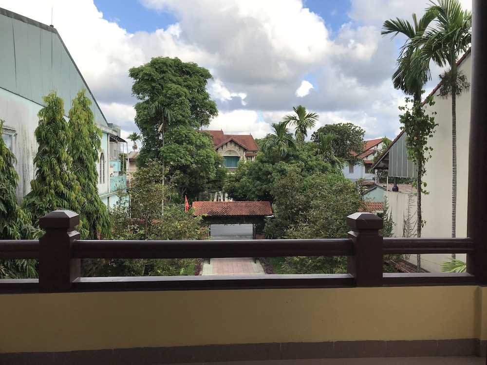 Spring Garden Villa 72/79
