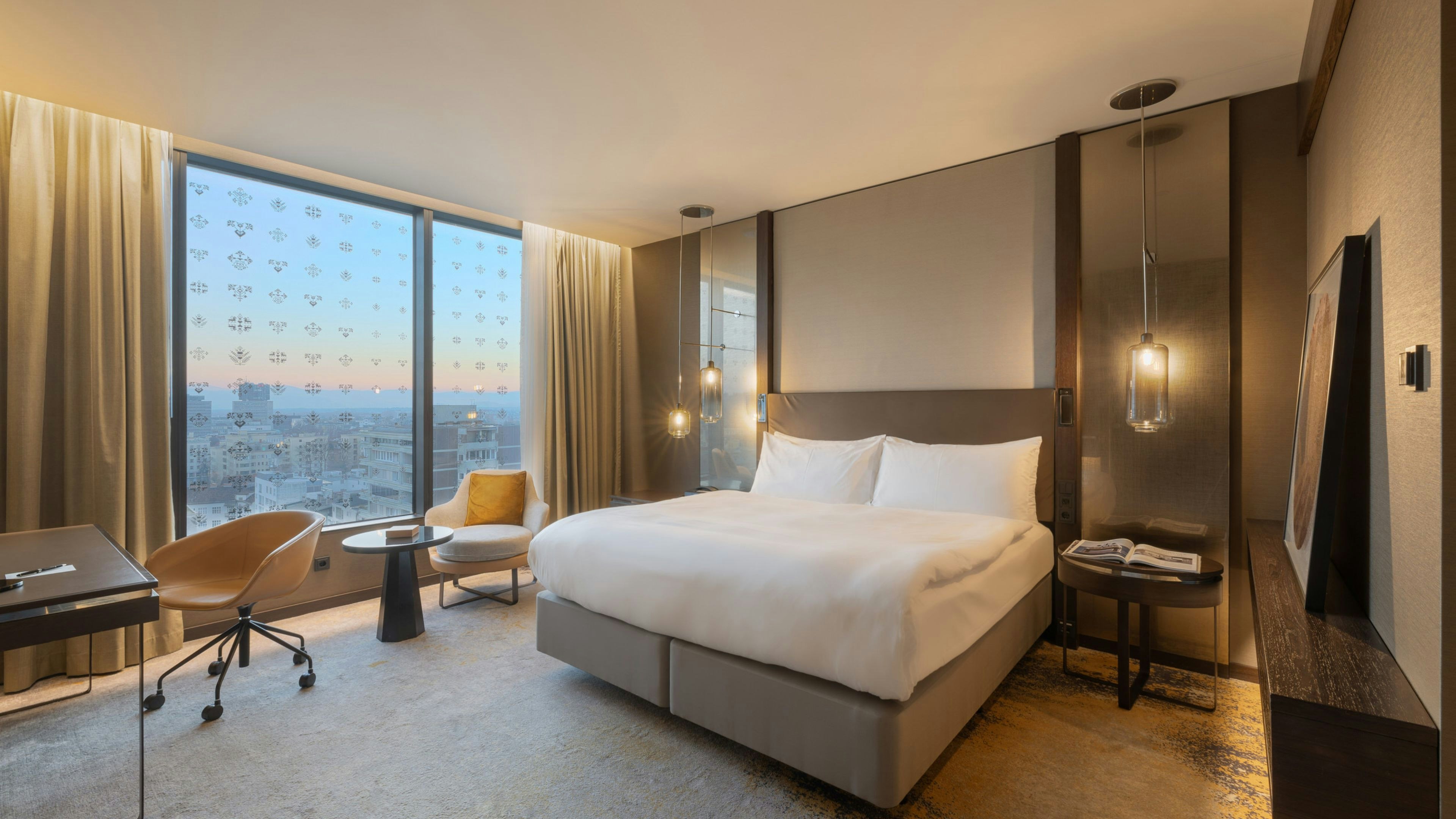 INTERCONTINENTAL LJUBLJANA 25/76