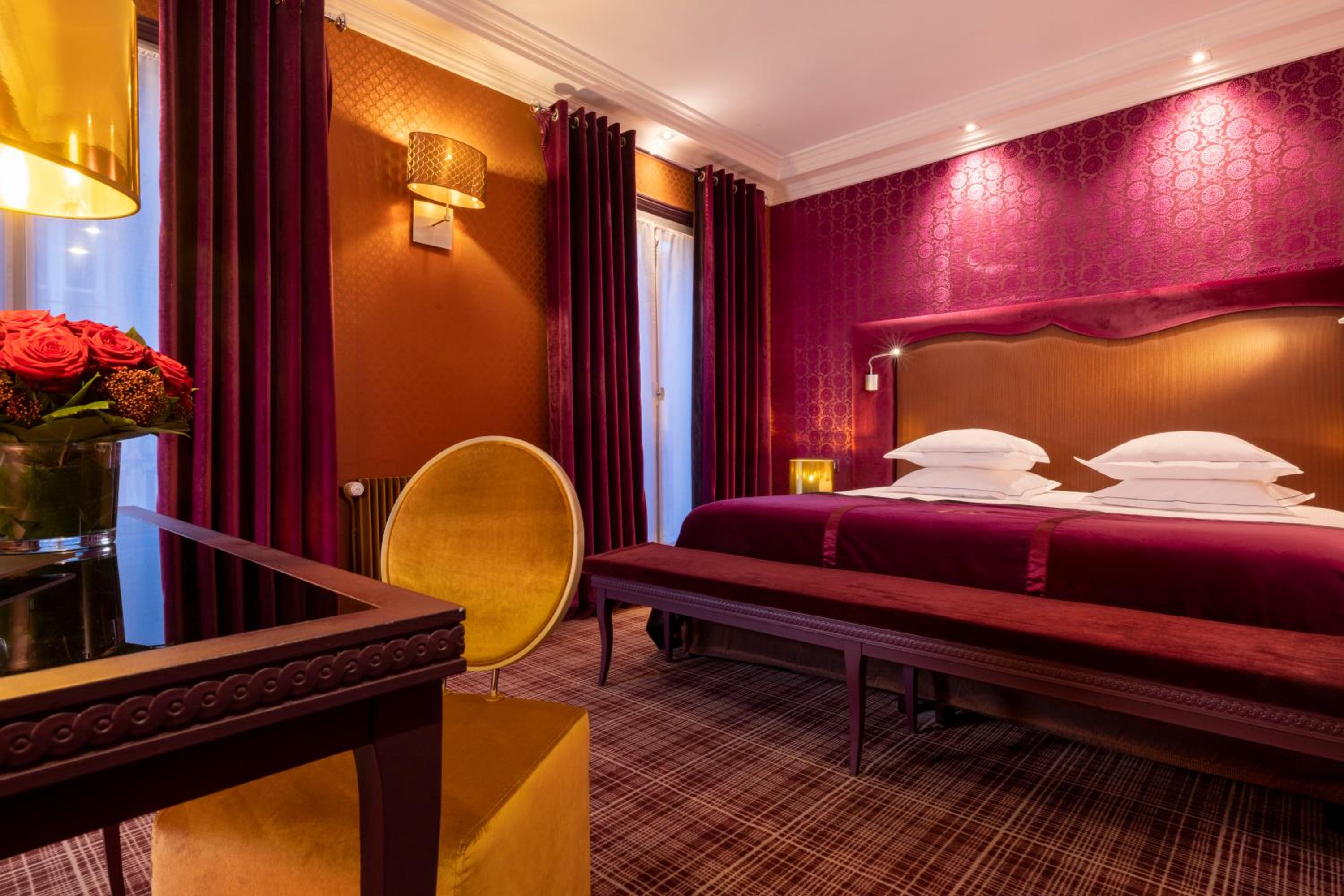 Suite, Sofa