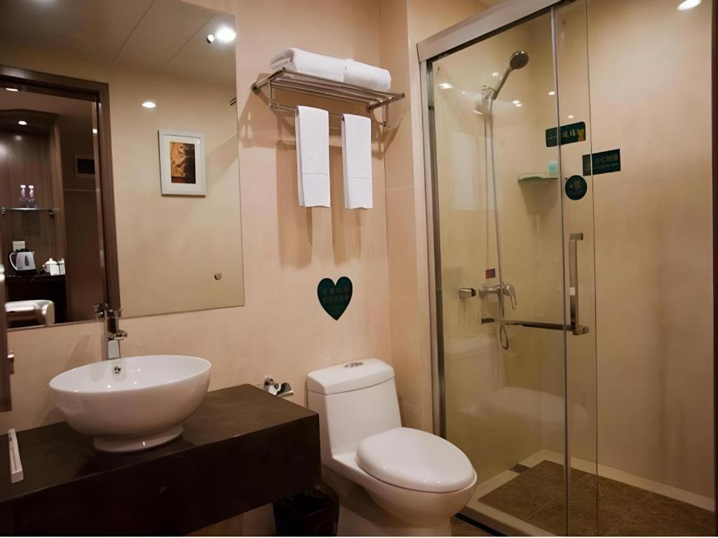 Shenzhen Futian Huaqiang South Feiyuan Hotel 47/49