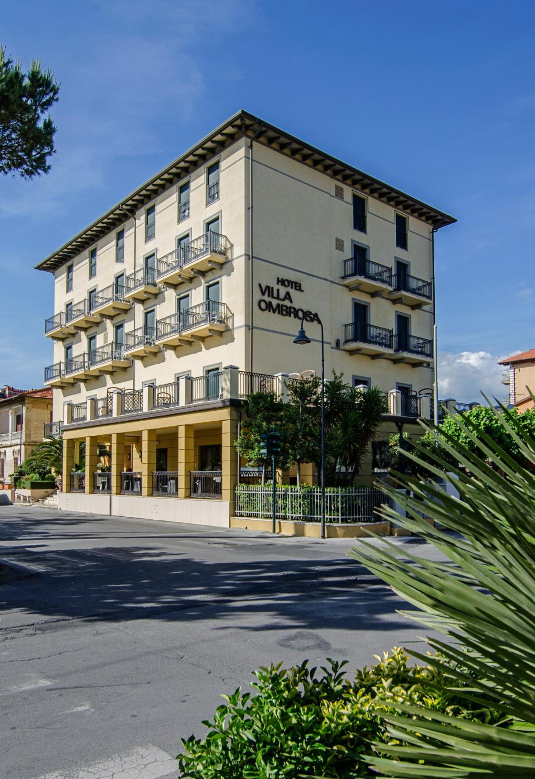 HOTEL VILLA OMBROSA 4/52