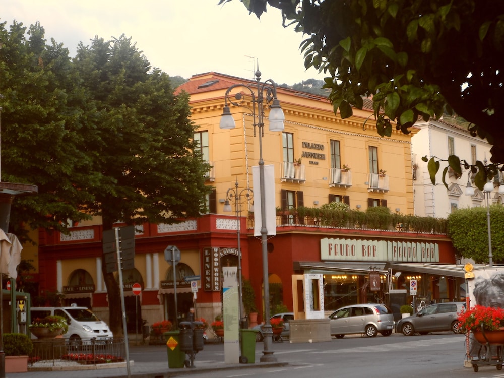 Palazzo Jannuzzi Relais 12/53
