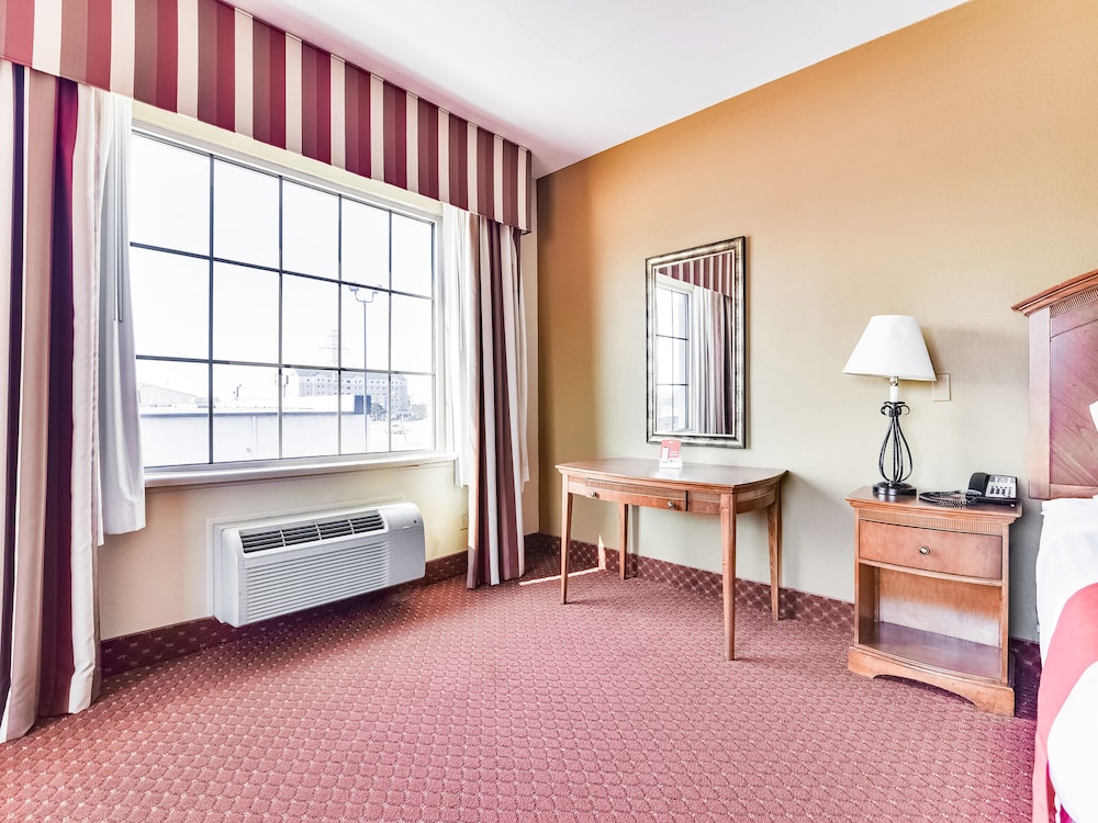 Oyo Townhouse Oklahoma City Airport 52/77