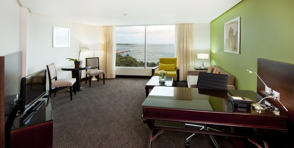 Crowne Plaza Santo Domingo (ex Intercontinental V Centenario Hotel) 62/71