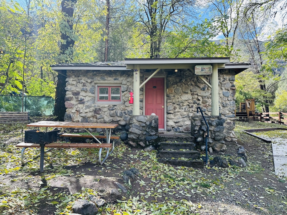 Indian Flat RV Park - Tent Cabins 4/58