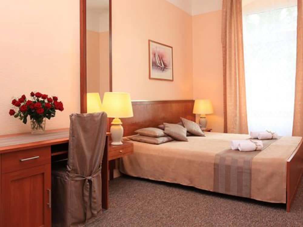 Hotel Pension Arche 13/41